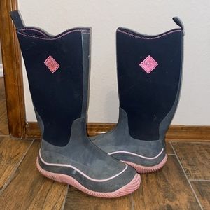 Muck Women's Winter Rain Boots - Black and Pink